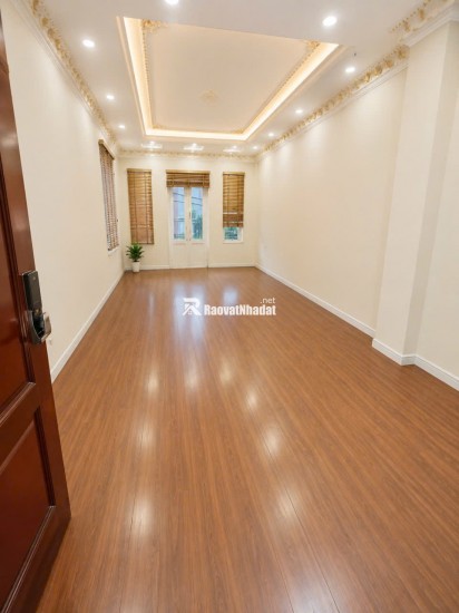 Nhà Giáp Bát, Hoàng Mai. Lô góc 2 mặt. Ô tô tránh. Dưới 10,4 tỷ. Ở và Kinh doanh